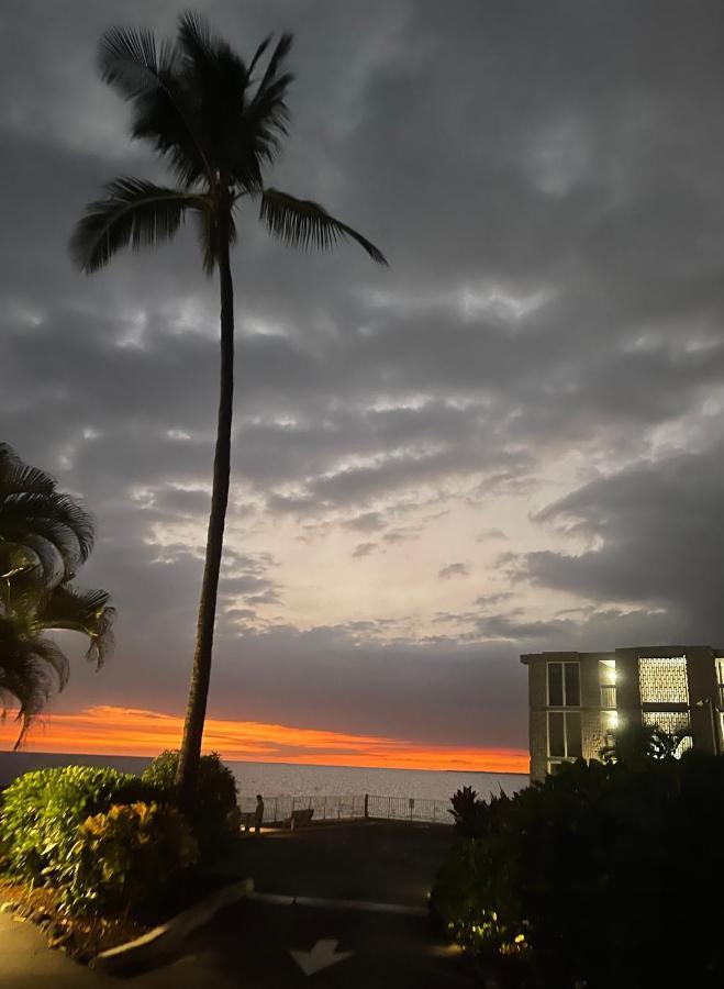 Alii Villas Condominiums Kailua-Kona Exterior photo